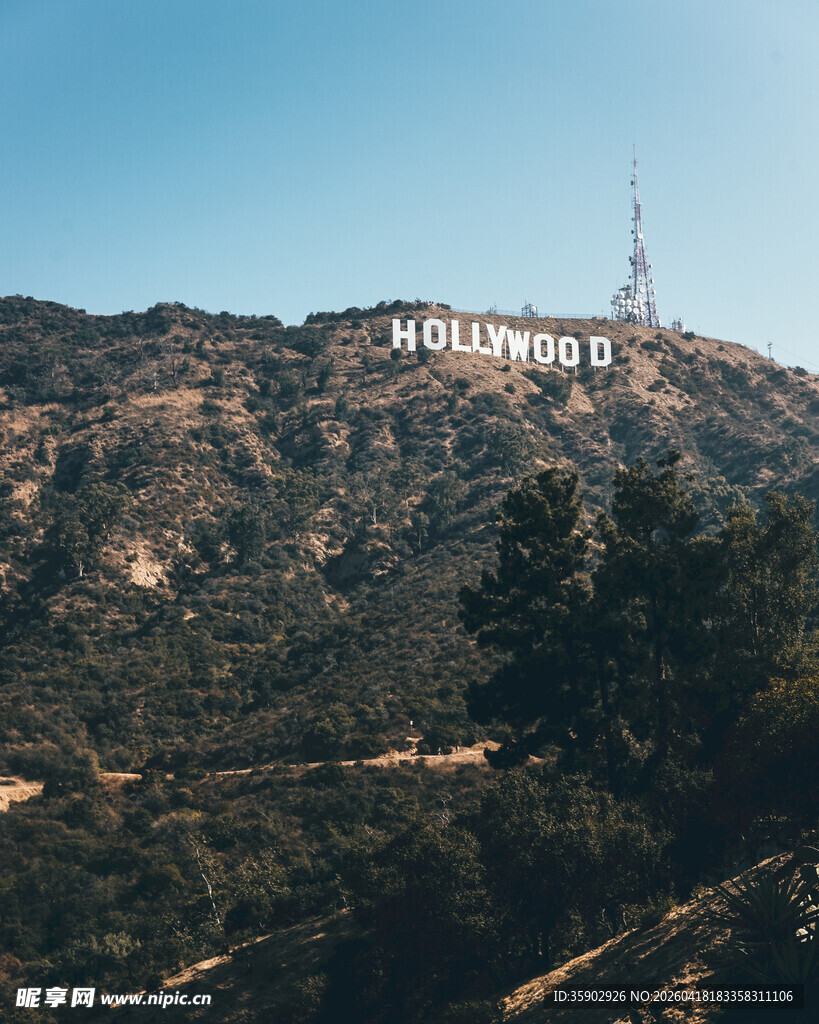 好莱坞标志山远景