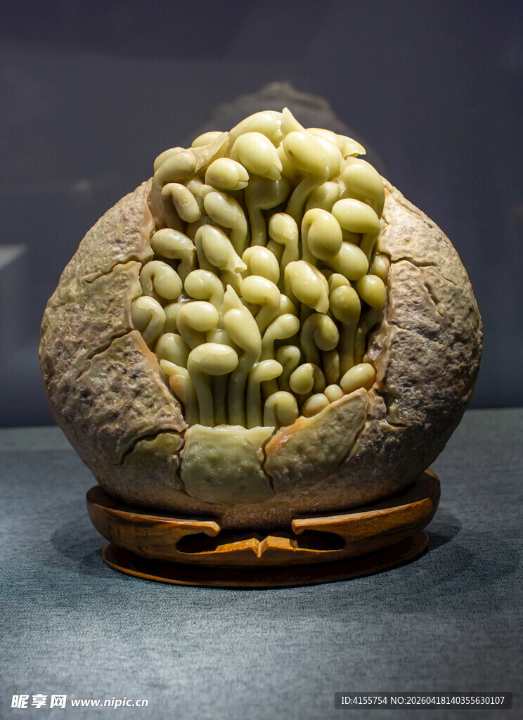 精美石生花摆件