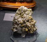 精美黄铜矿矿石标本