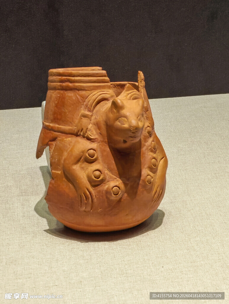 陶制猫头鹰造型容器