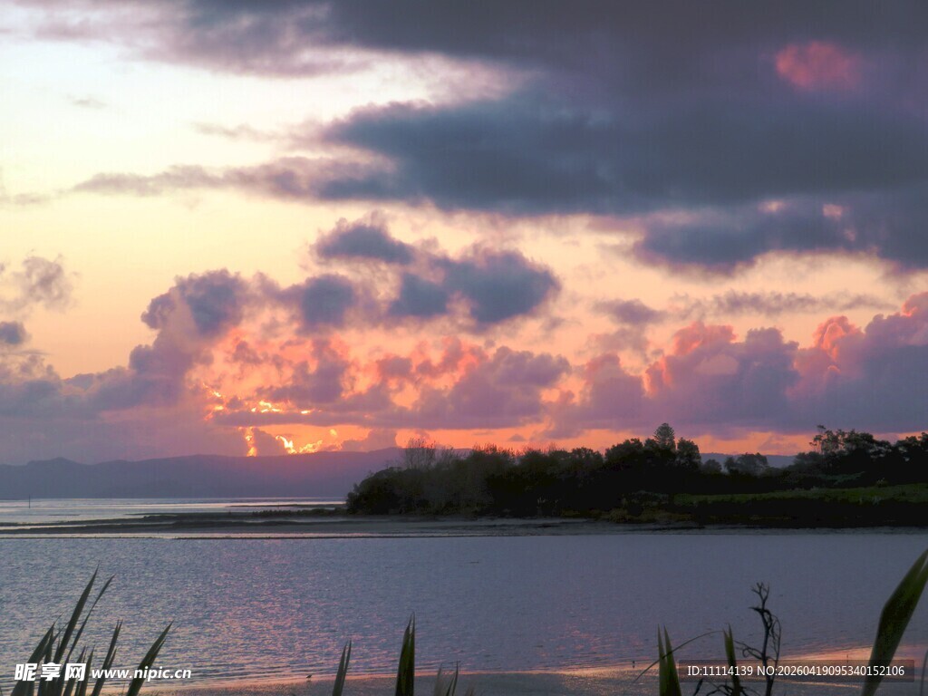 海滨黄昏美景