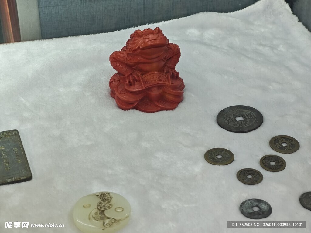 古物摆件