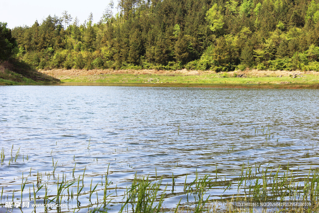 湖水 山水 水面
