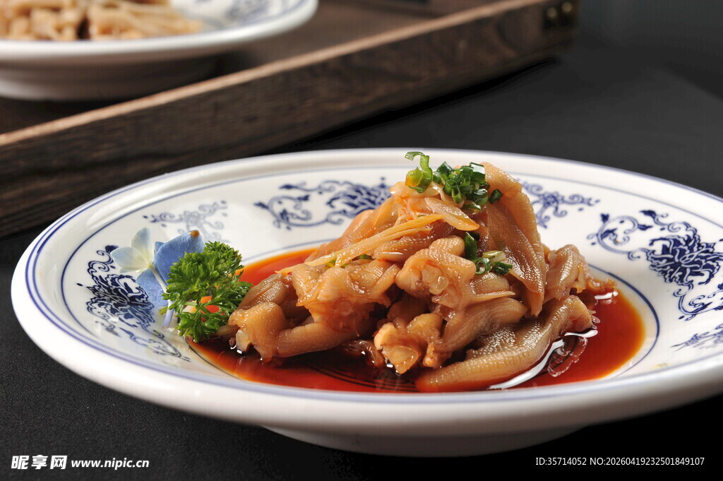 红油鸭掌
