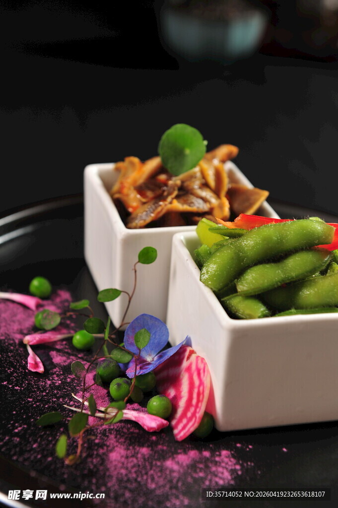 海螺片拼毛豆节