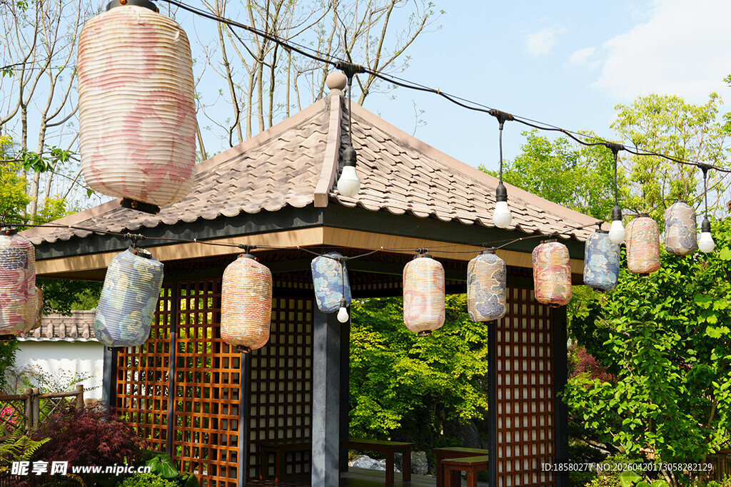 中式凉亭 古朴雅致景致