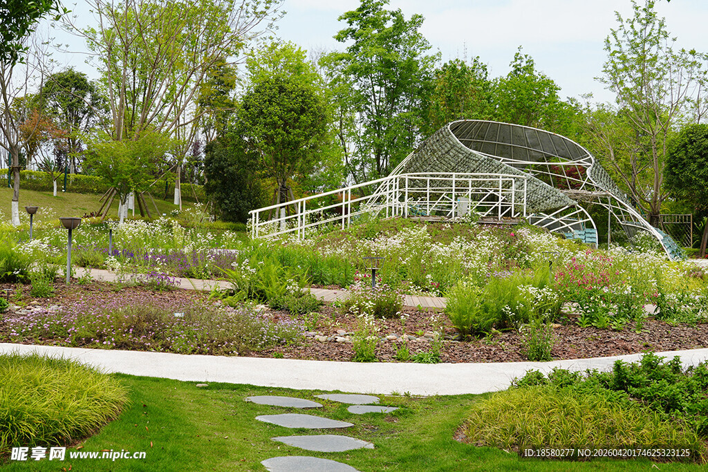 田园风花园景观小屋