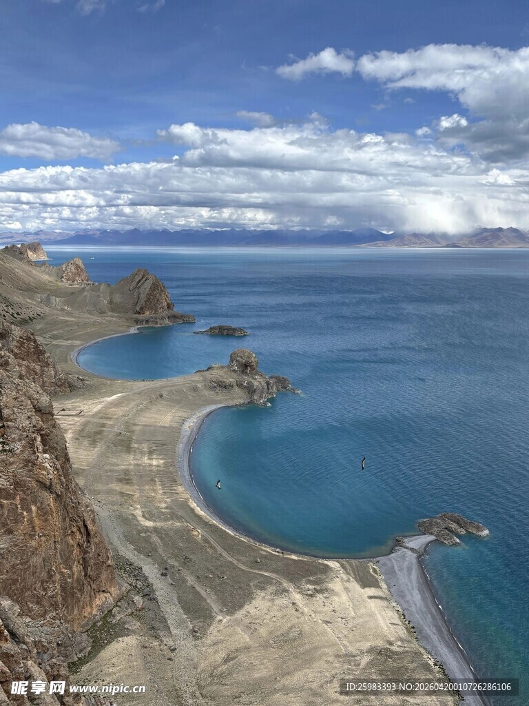 湖岸