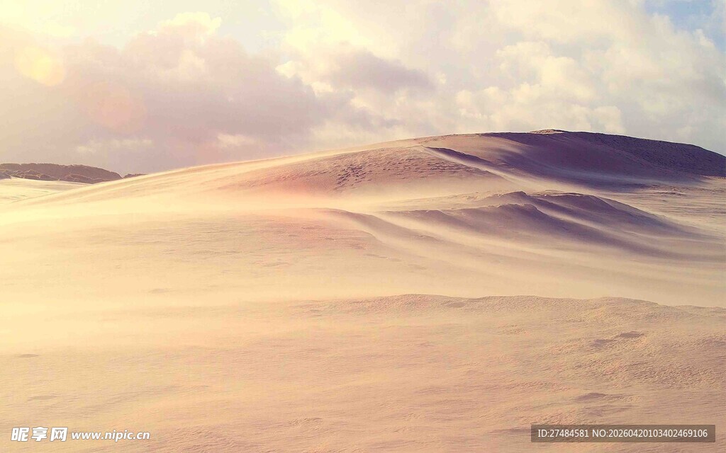 金色沙丘梦幻沙漠风光