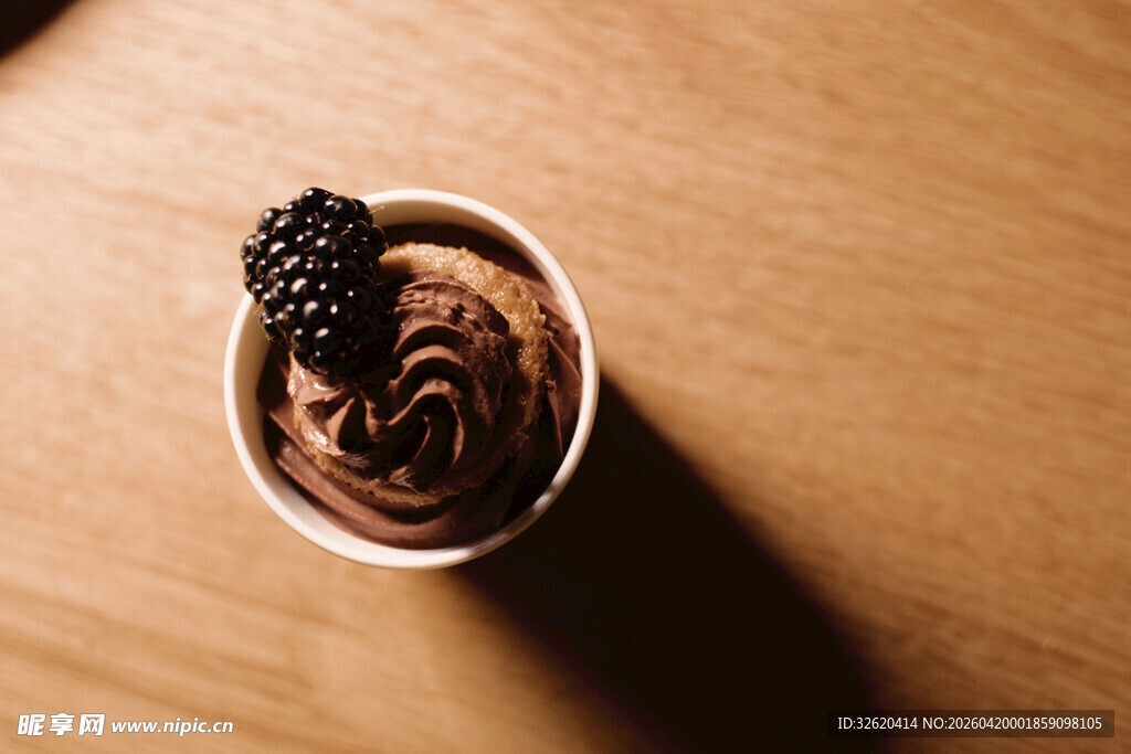 巧克力纸杯蛋糕