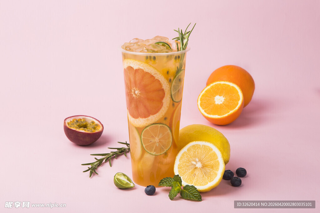 清新水果特调饮品