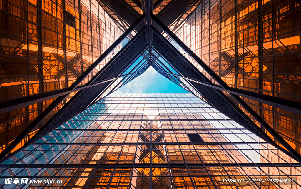 仰视都市高楼建筑景观