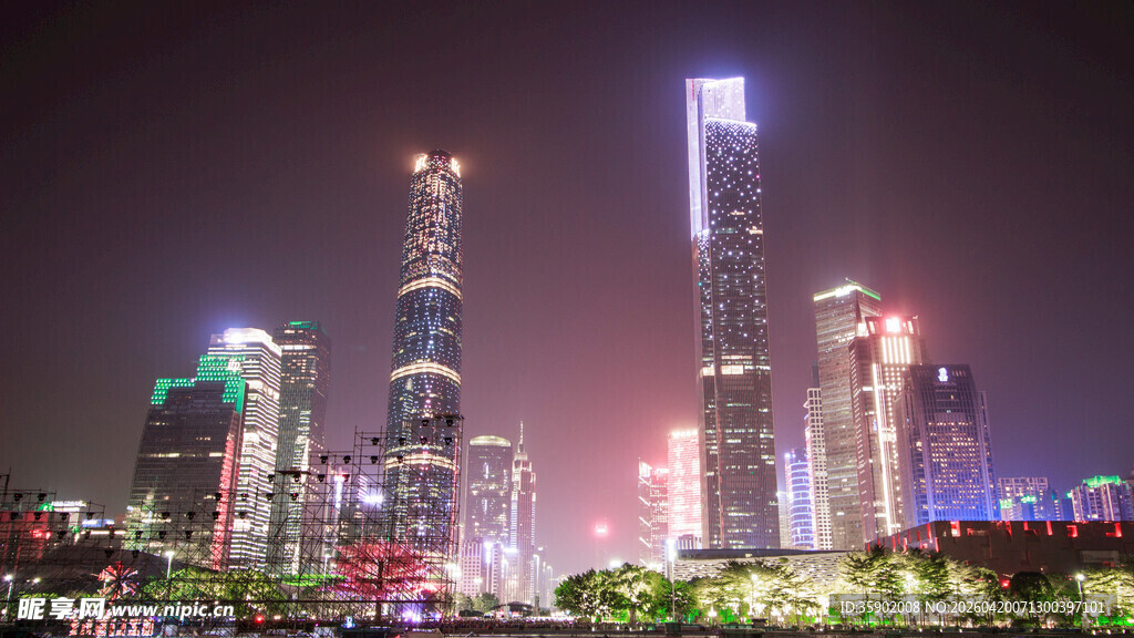 上海璀璨夜景摩天大楼群