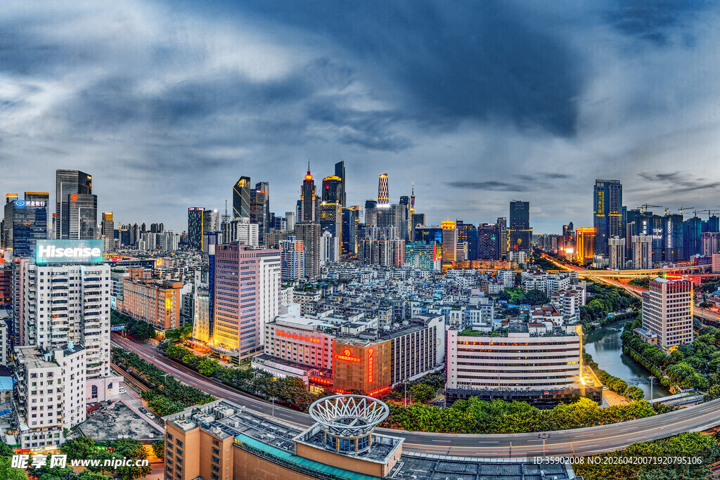 繁华都市天际线夜景风光