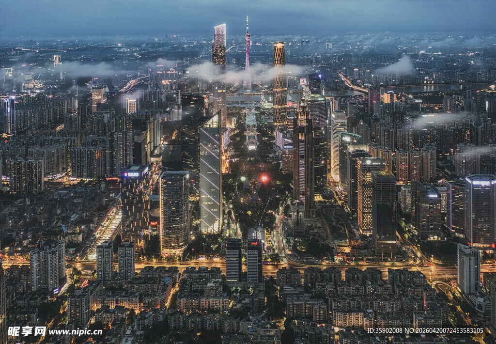 繁华都市夜景俯瞰图