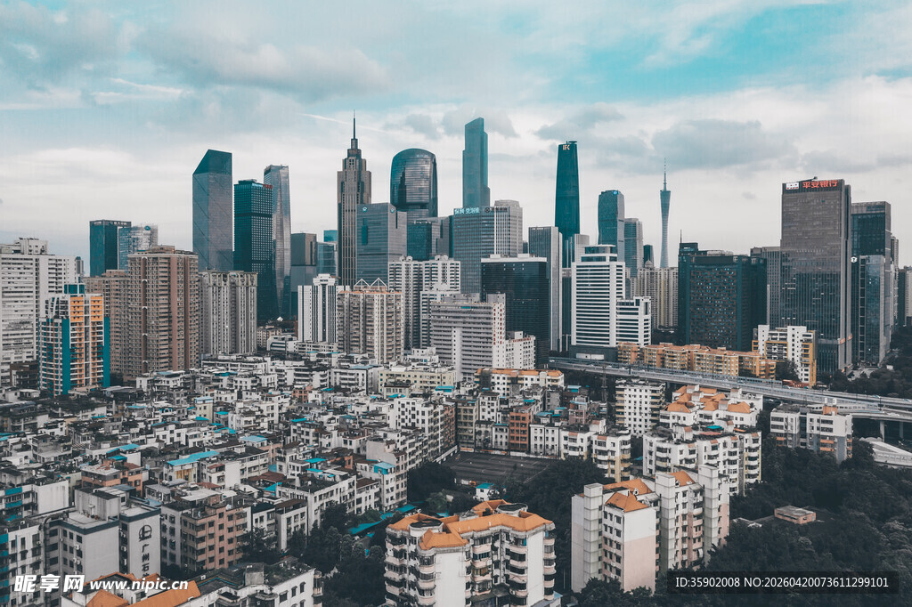 繁华都市天际线景观