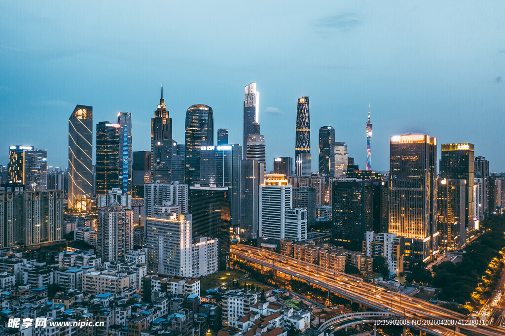 繁华都市夜景俯瞰图