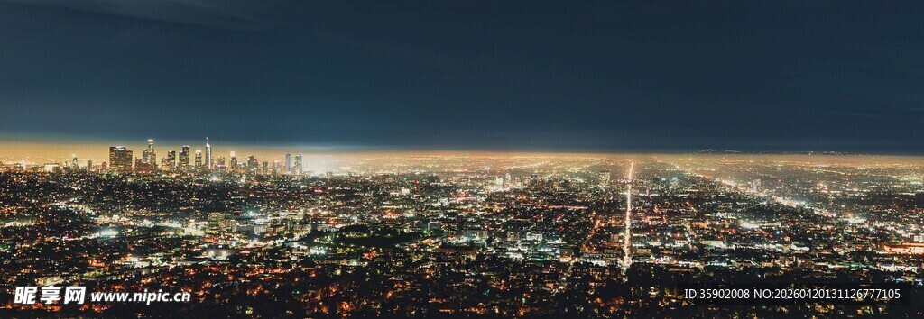 城市璀璨夜景俯瞰图