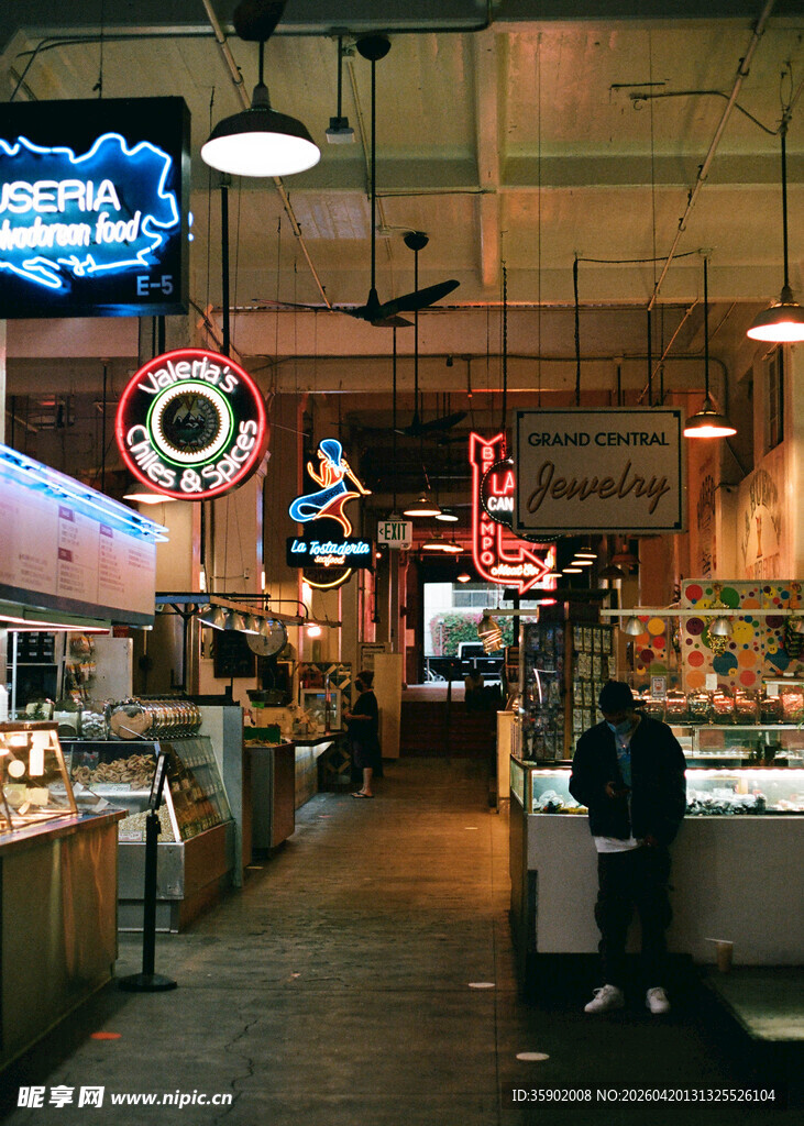 复古风格的室内餐厅场景