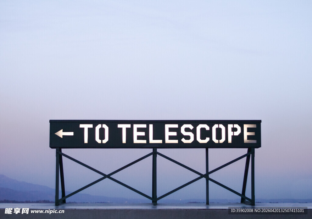 望远镜指示牌