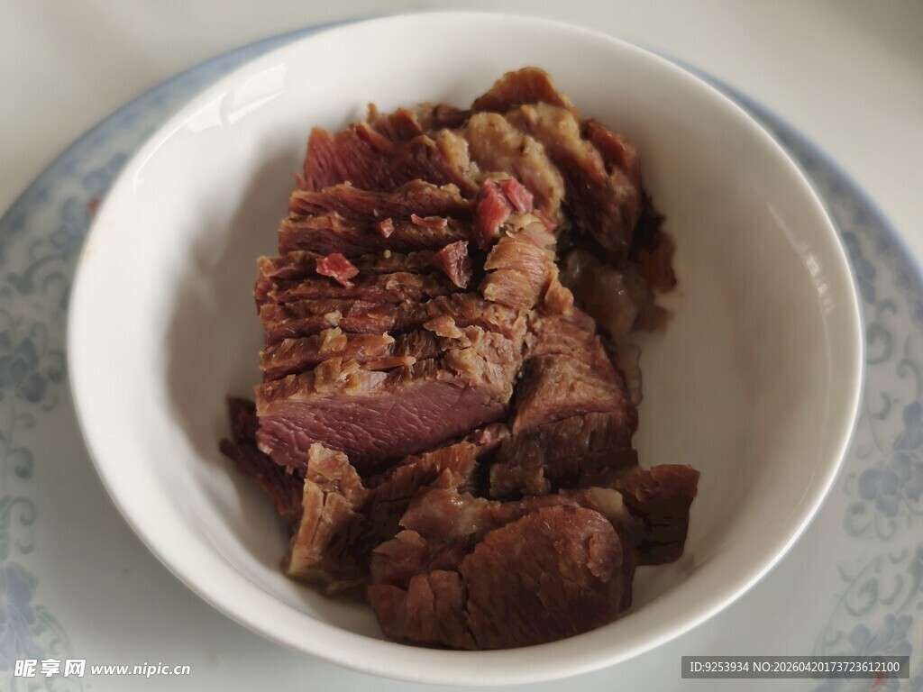 碗中美味熟牛肉