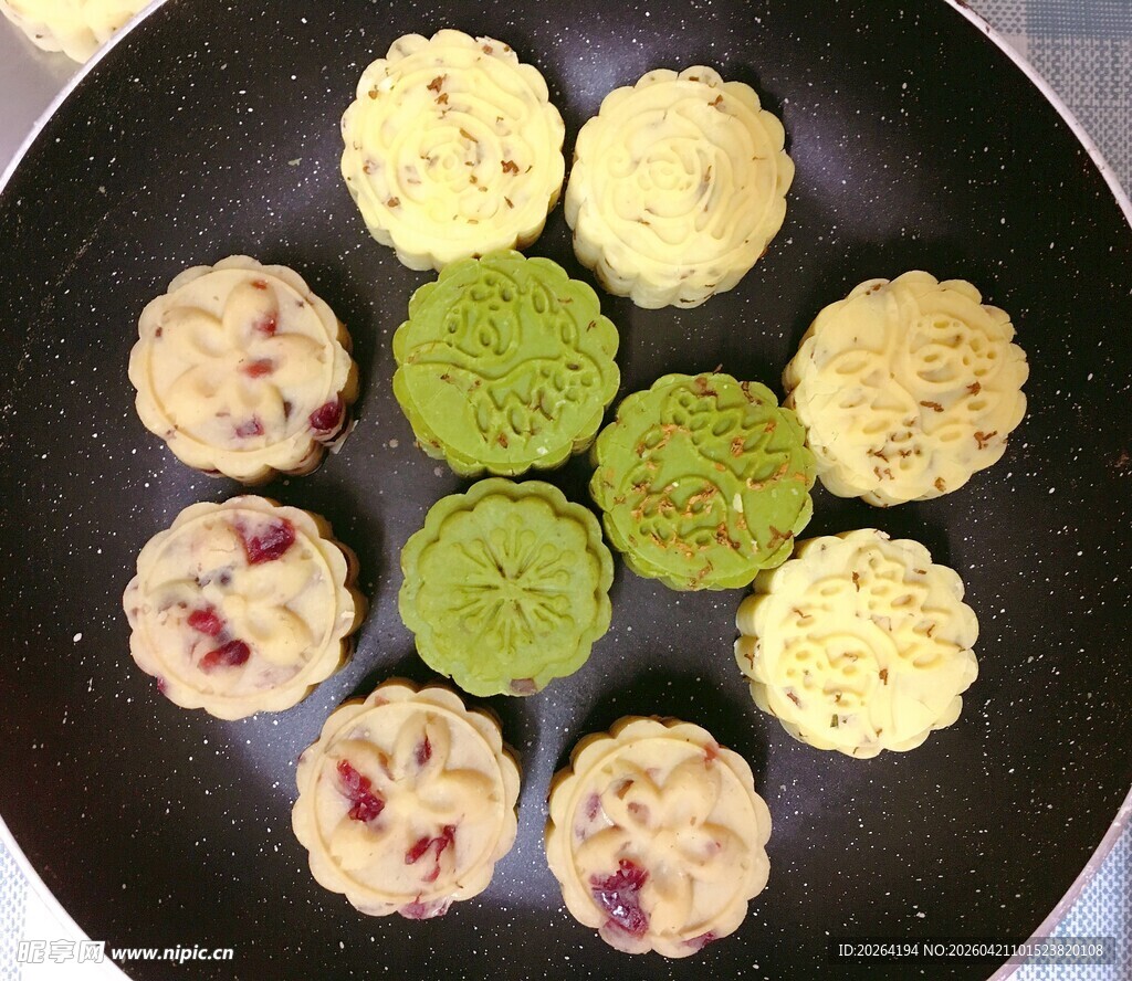 手工糕点 山药紫薯糕