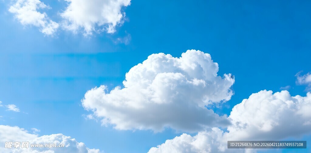 蓝天白云美景