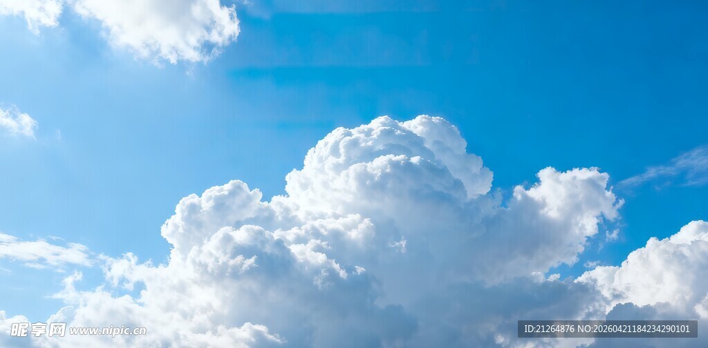 蓝天白云美景