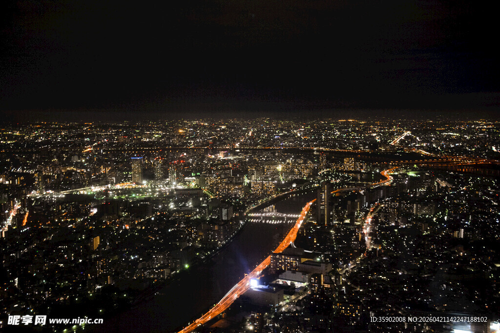 城市璀璨夜景俯瞰图