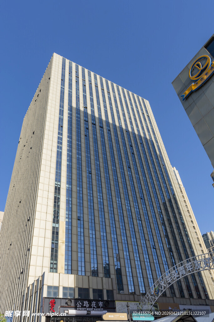都市摩天大楼外观景象