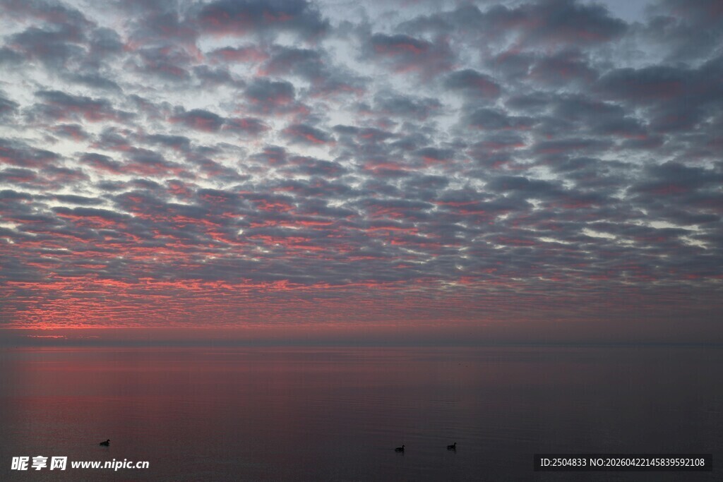 海上绚丽日出天空美景