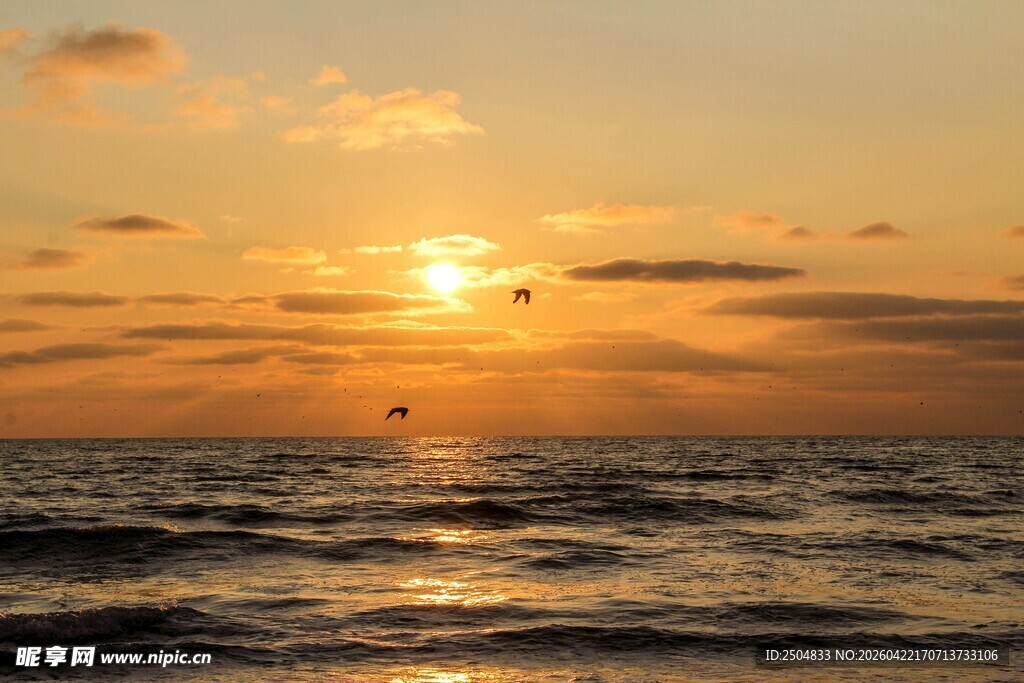 海上日落美景