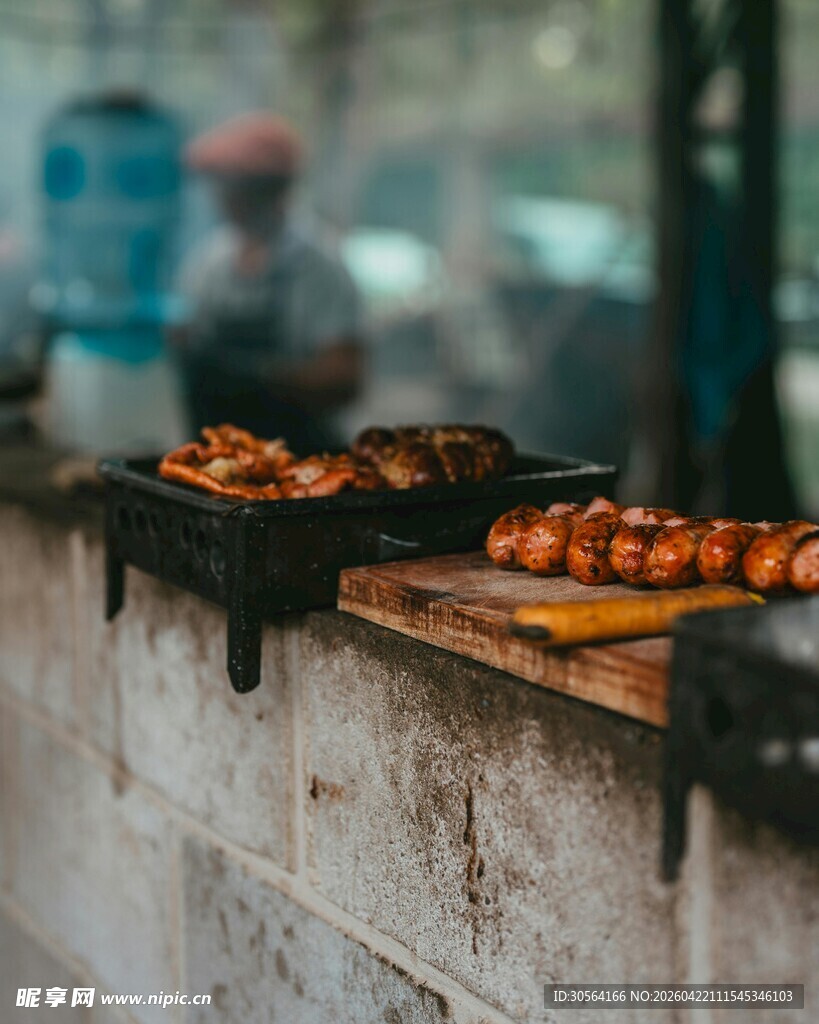街头美味烧烤诱人呈现