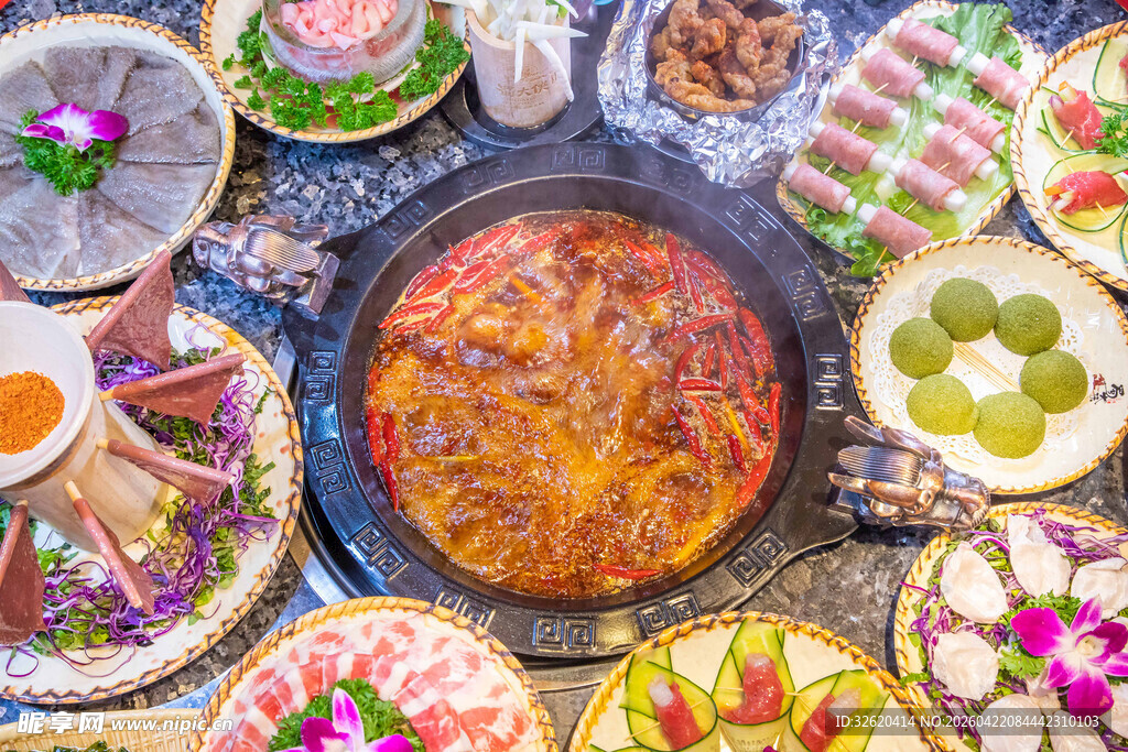 丰盛火锅美食盛宴