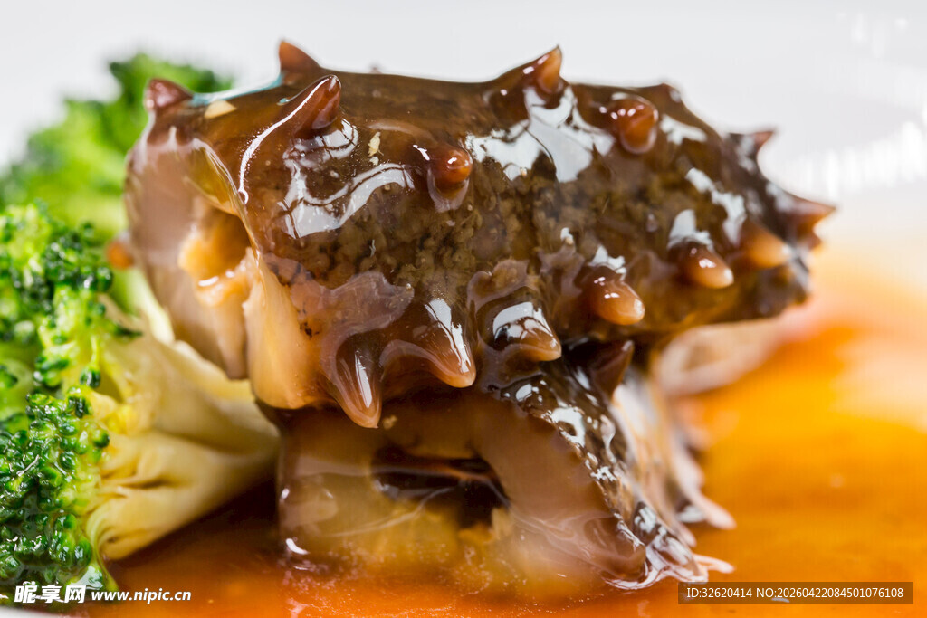 鲍汁海参配时蔬