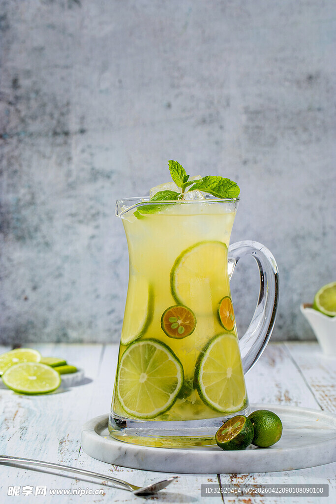 清凉青柠薄荷冰饮