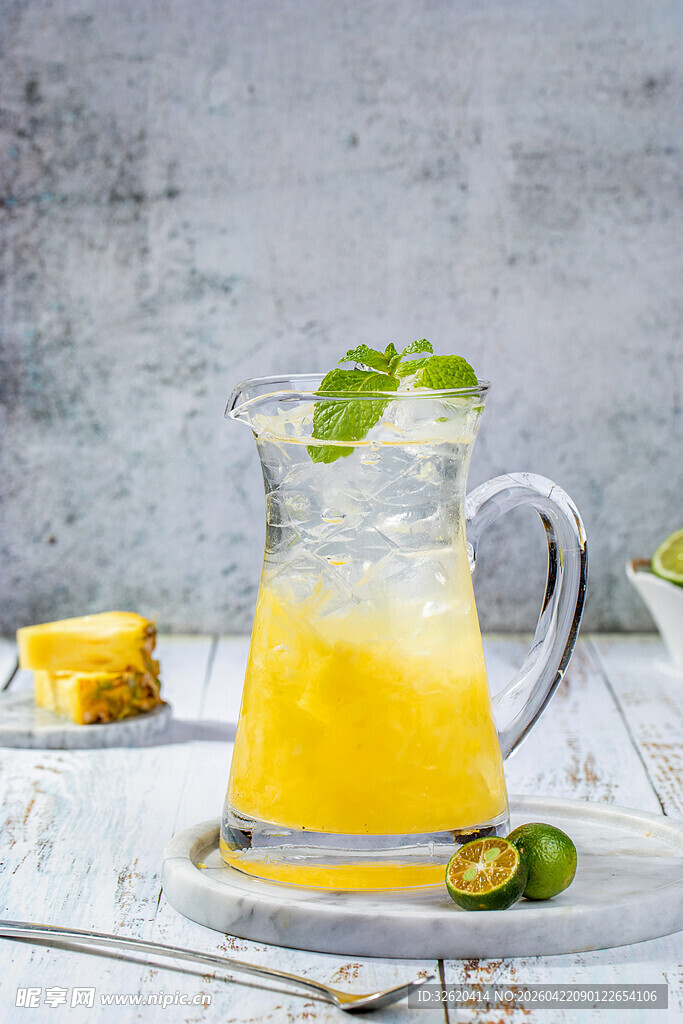 清新薄荷柠檬冰饮