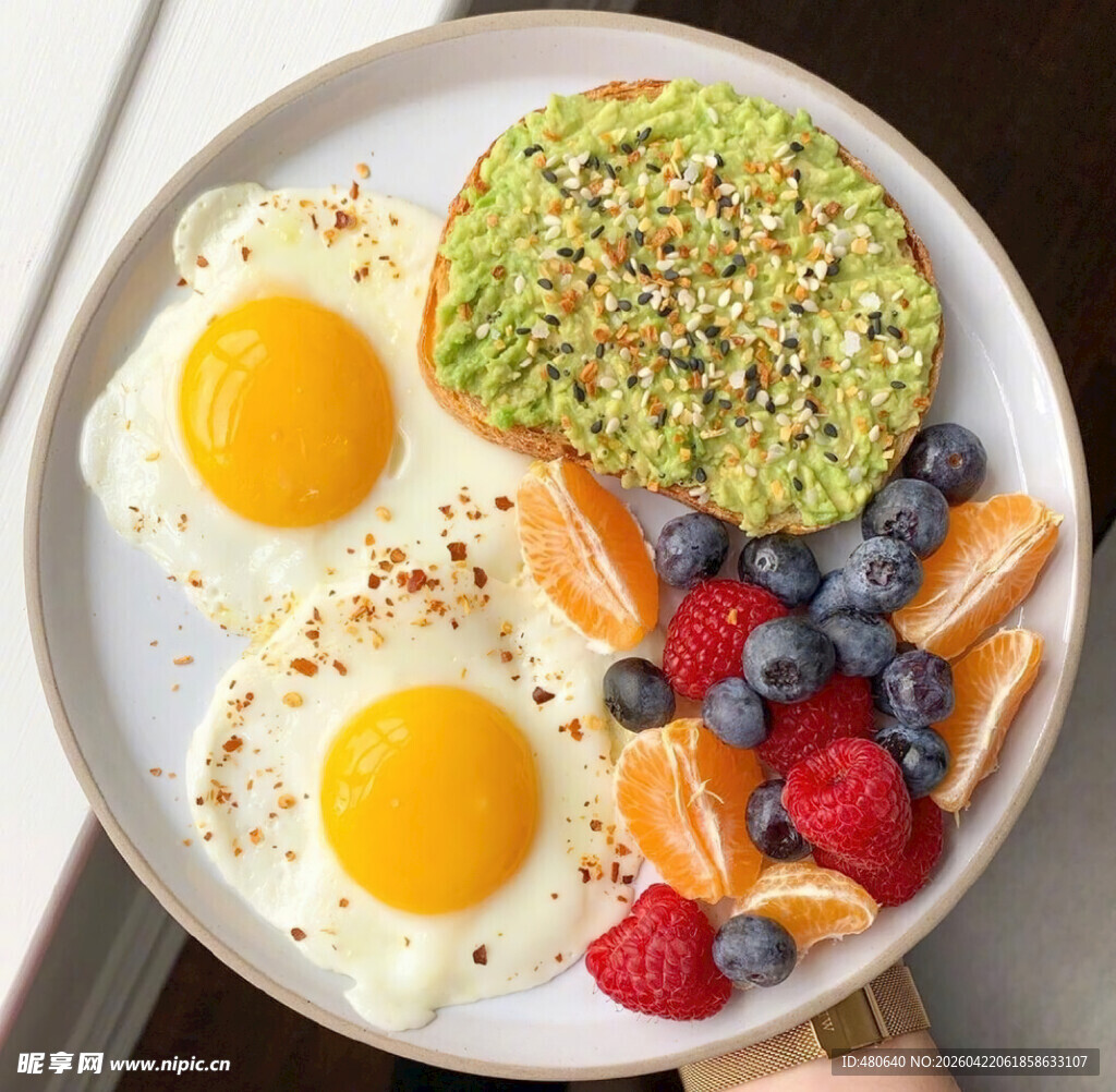 营养丰富的多彩早餐拼盘