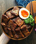 日式照烧牛肉饭美味诱人