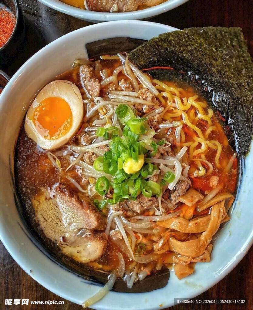 美味日式拉面诱人呈现