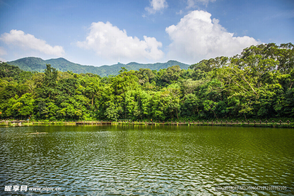 青山绿水山水风景湖泊自然风光