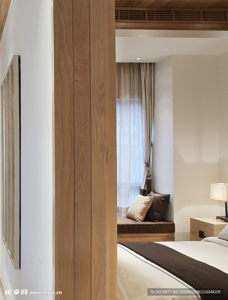 现代简约卧室木质隔断景观