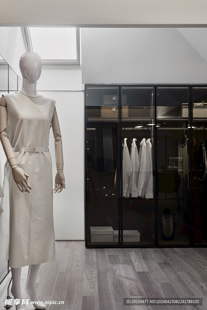 时尚服装店展示场景