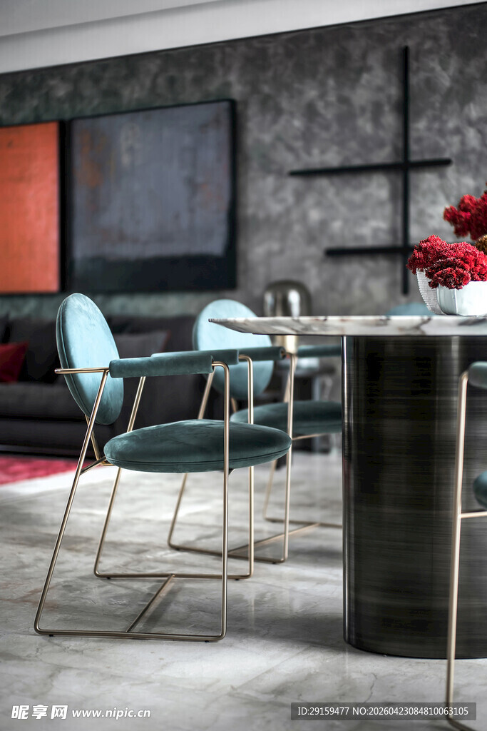 现代简约风时尚餐桌椅组合