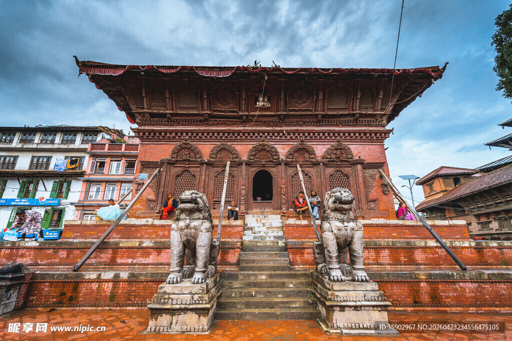 尼泊尔古老庙宇建筑景观