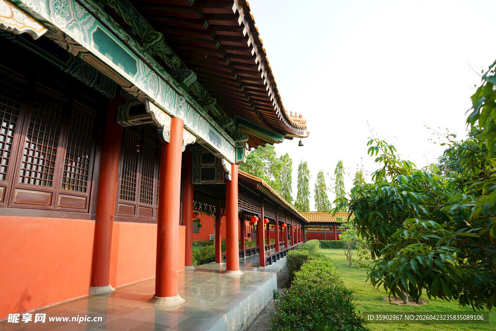 中式古建筑长廊景观