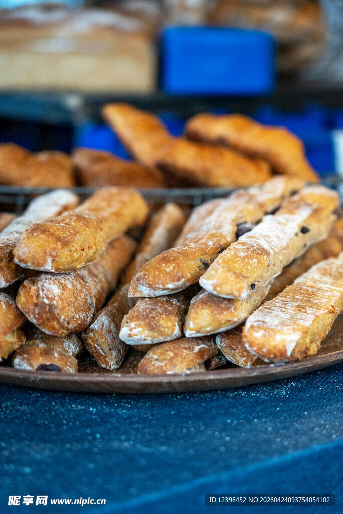 美味法棍面包陈列展示