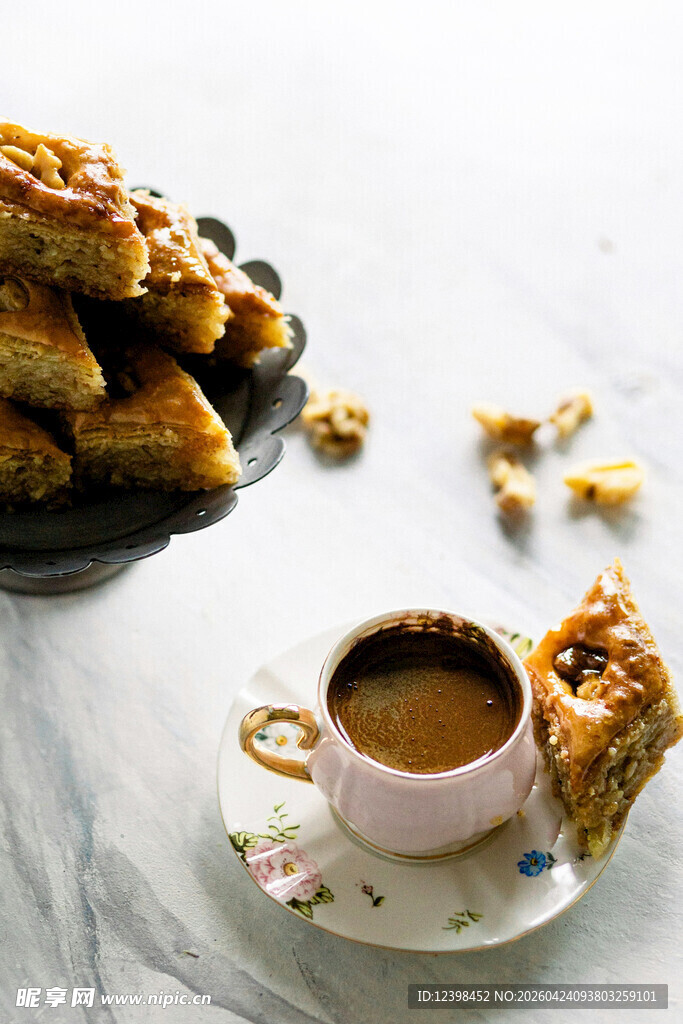 咖啡配点心的惬意时光