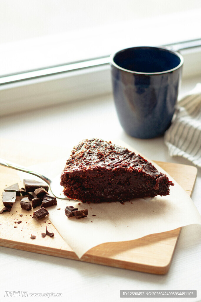 美味巧克力蛋糕与咖啡