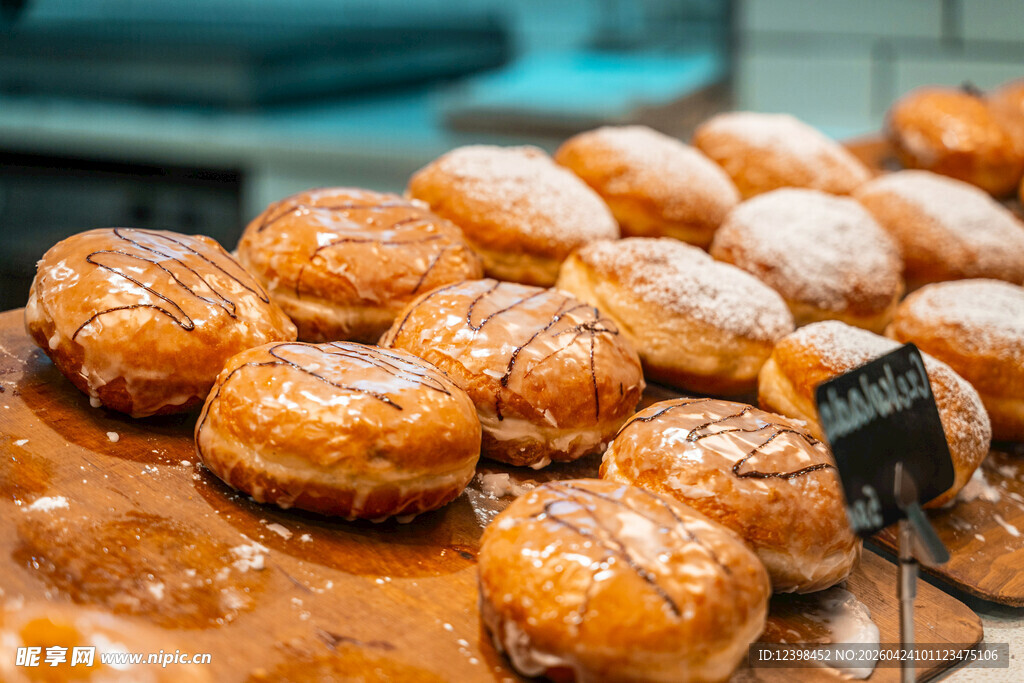 美味烘焙甜甜圈展示